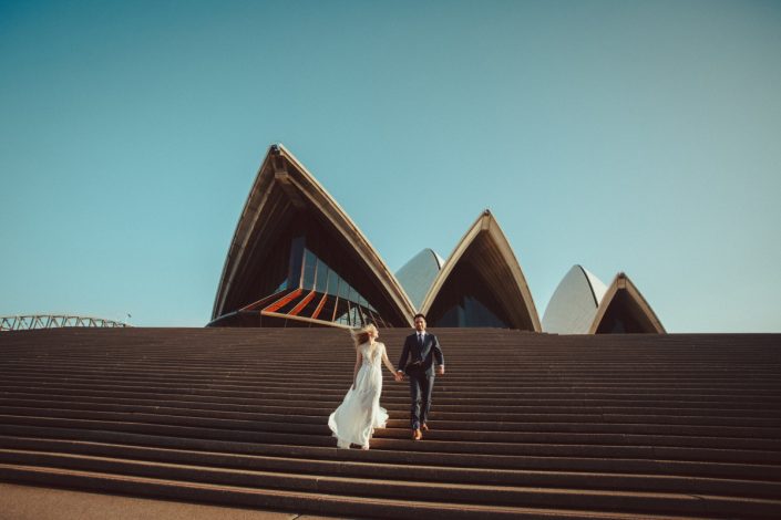 Bride and Groom. Sydney Opera House
